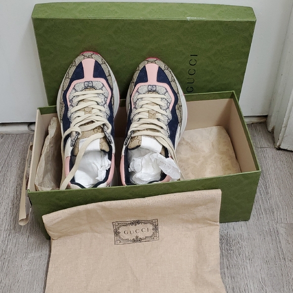 Worn Twice Authentic Gucci Pink and Blue Sneakers Size Womens 8 /38 "FIRM PRICE" - Picture 1 of 15